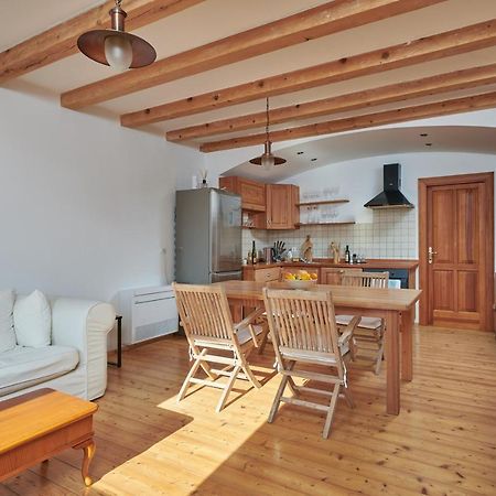 Park Cottage Govedari Bagian luar foto