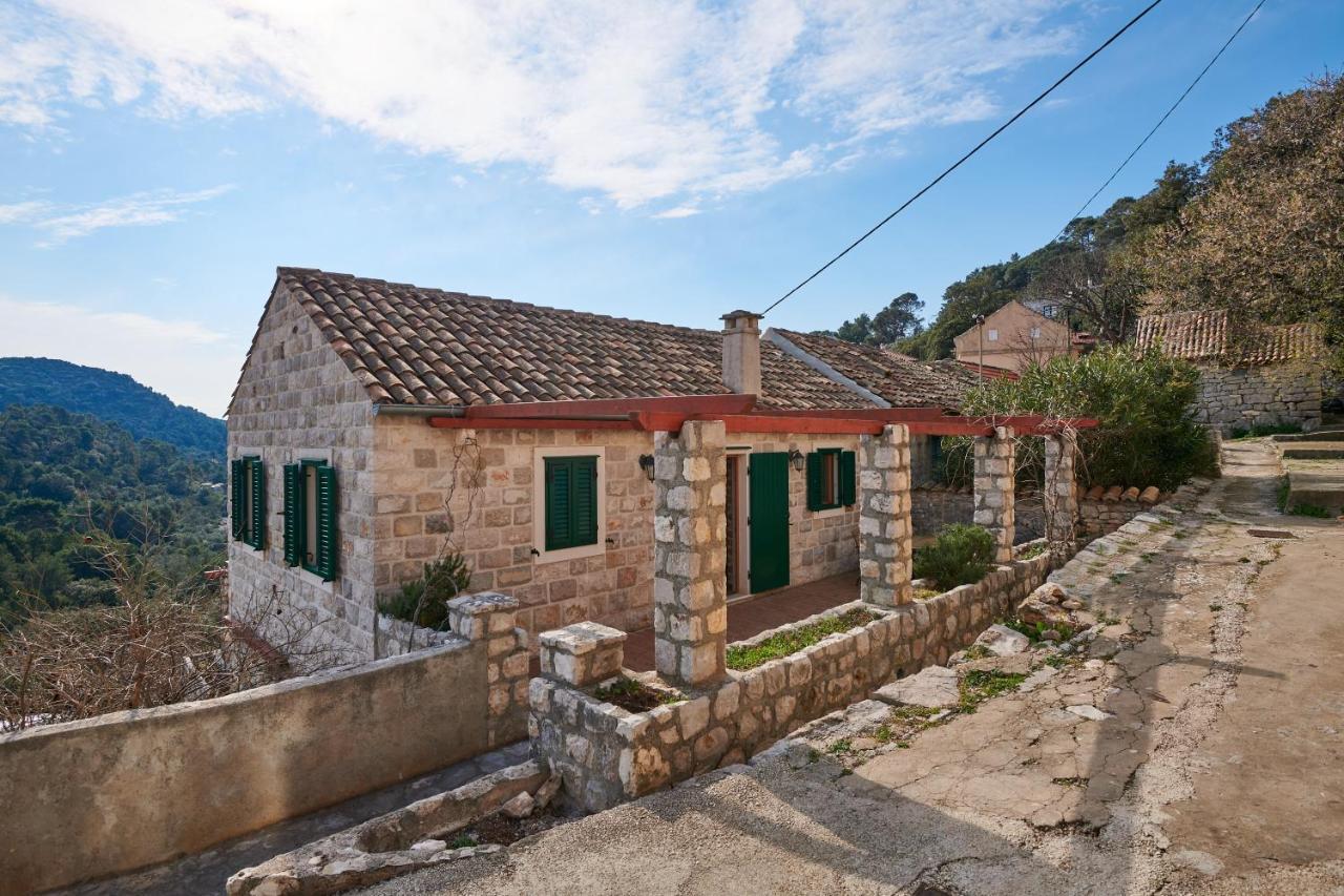 Park Cottage Govedari Bagian luar foto